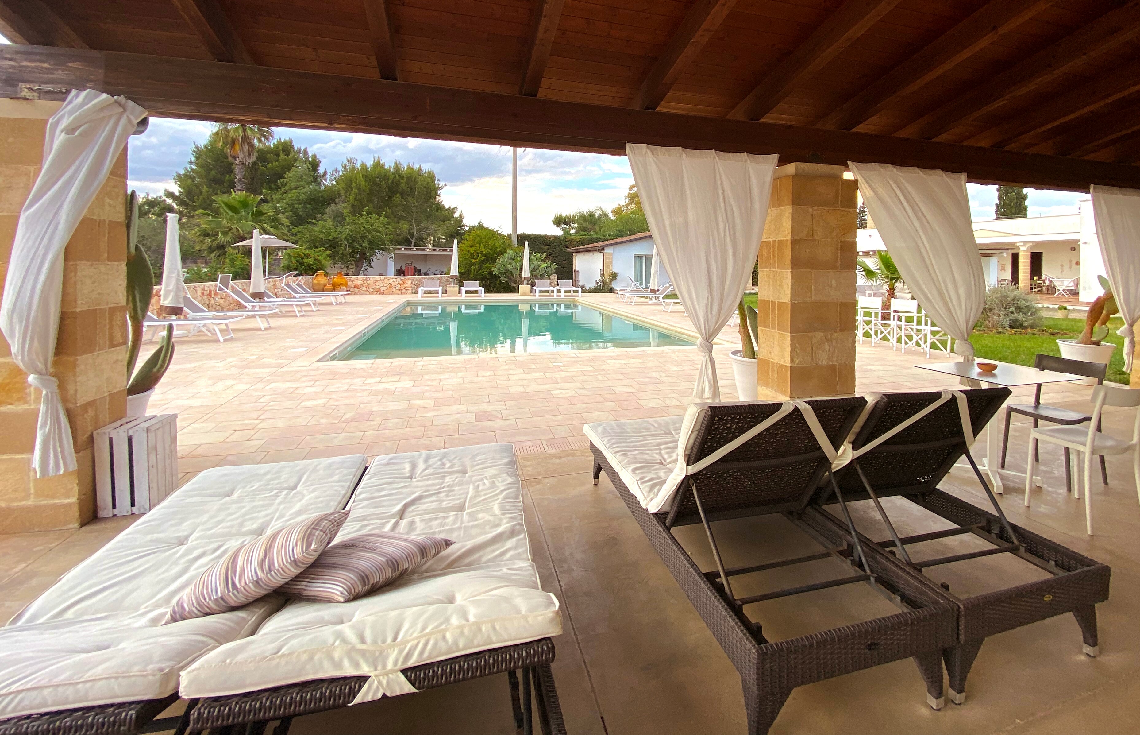 Masseria Tenuta Flora Maria-泳池