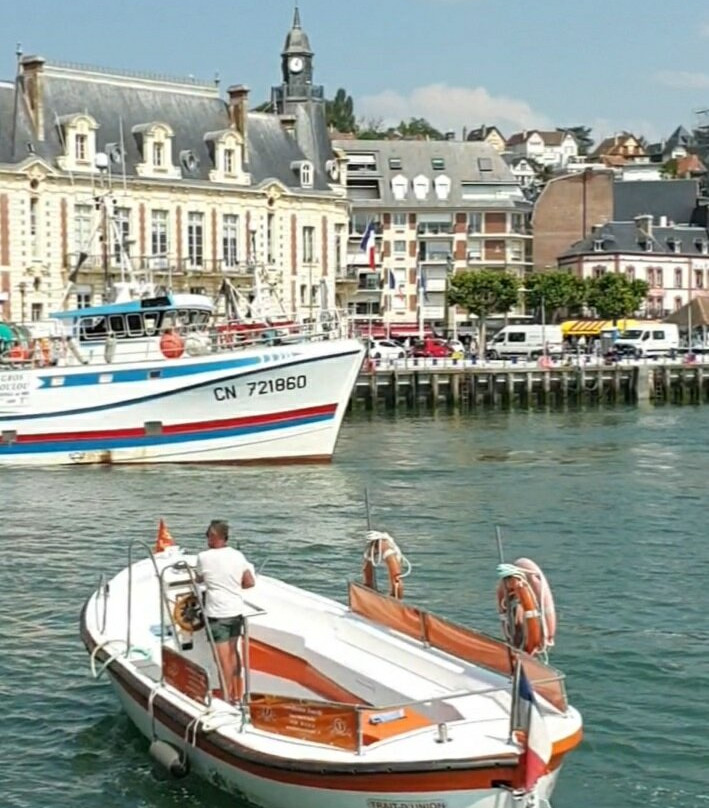 Le Bac de Trouville Deauville-特鲁维尔海滨城必去景点