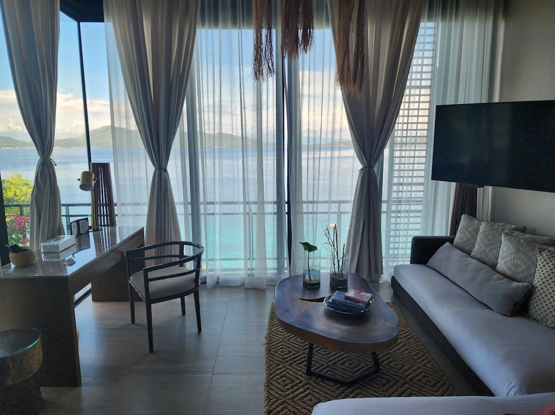 比维瑞蓝色海岸酒店主图