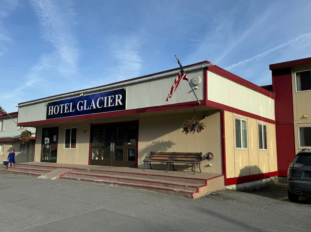 冰川之声酒店主图