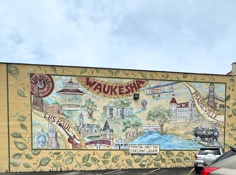 Waukesha GuitarTown Murals & Guitars