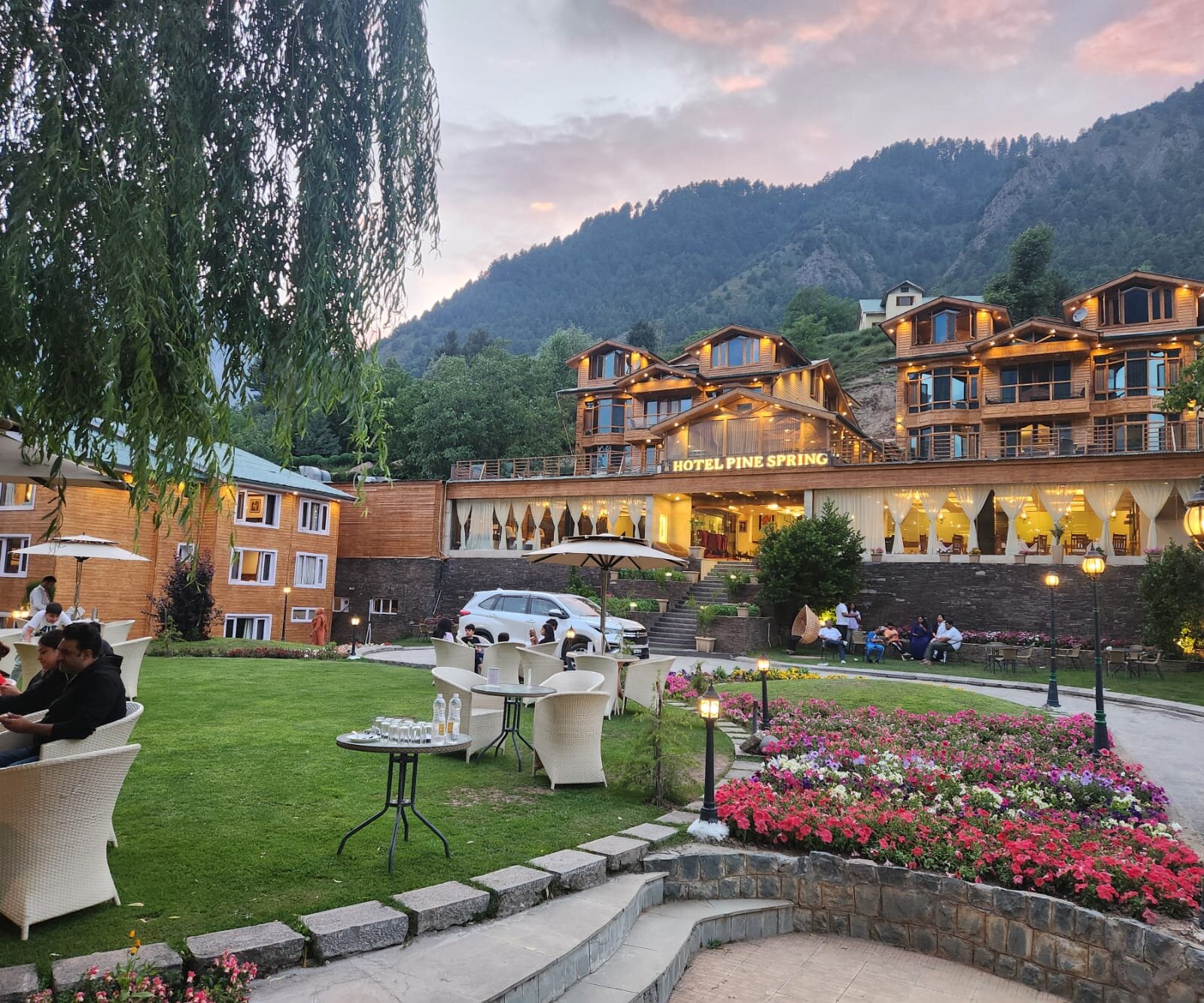 Hotel Pine Spring-酒店景观