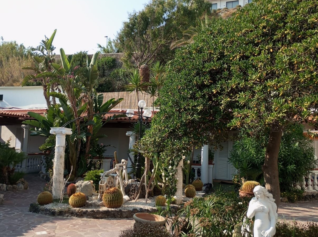 Grotta Delle Ninfe景点图片