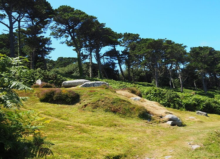 Innisidgen Lower and Upper Burial Chambers-St Mary's必去景点
