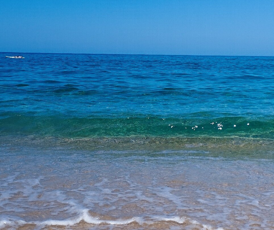 Pistis Beach-阿尔布斯必去景点