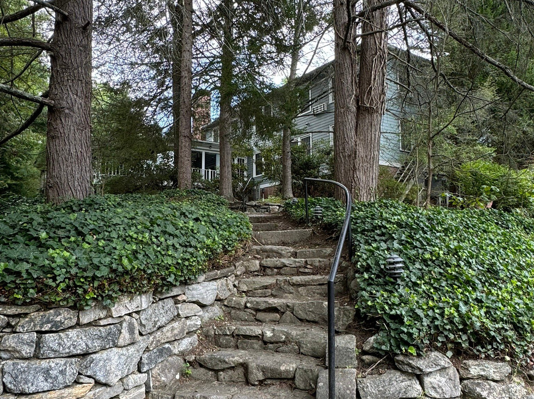 Highland Lake Inn & Resort主图