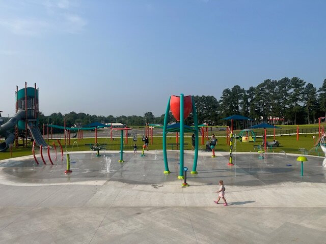 Henslee Park-Dickson必去景点