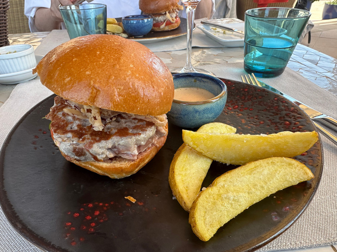 博尔题索尔酒店＆餐厅主图