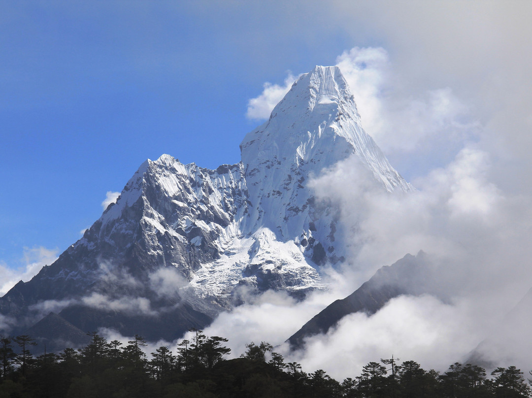Mt. Ama Dablam景点图片