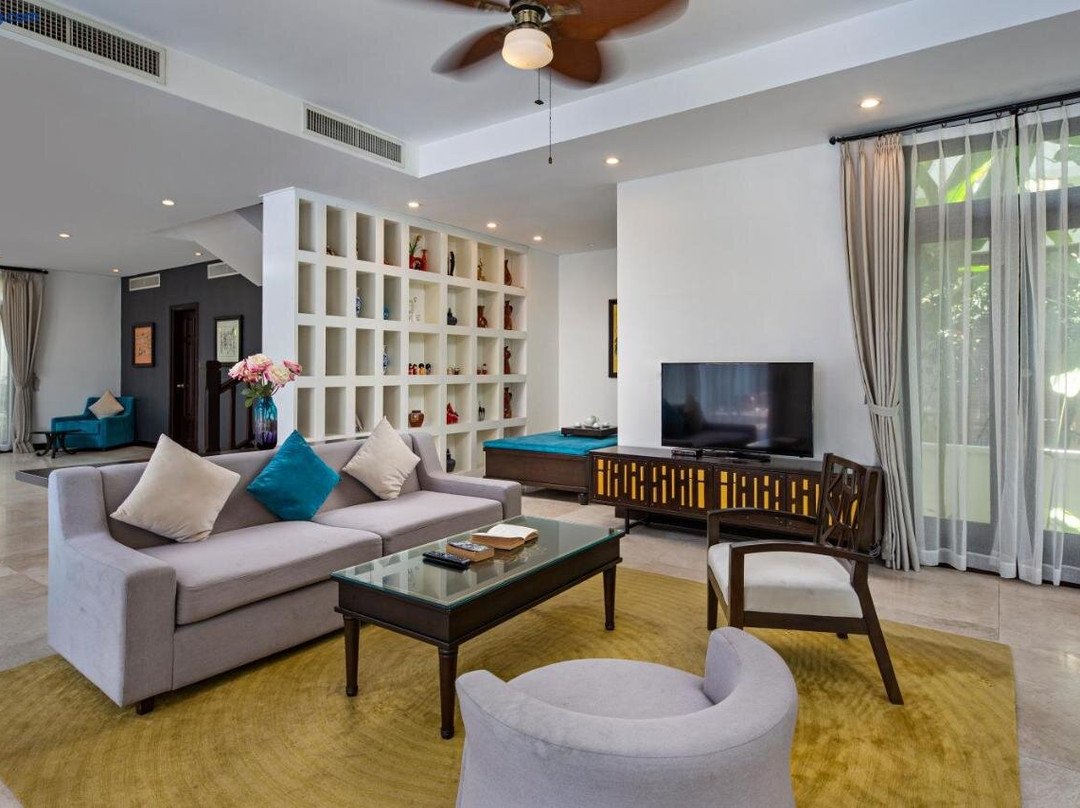 Abogo Resort Villa BeachFront City Center DaNang