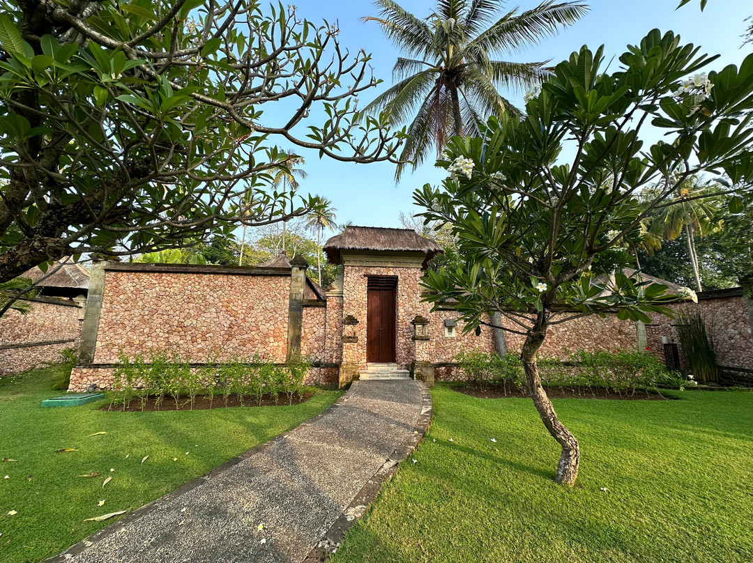 欧贝罗伊酒店主图