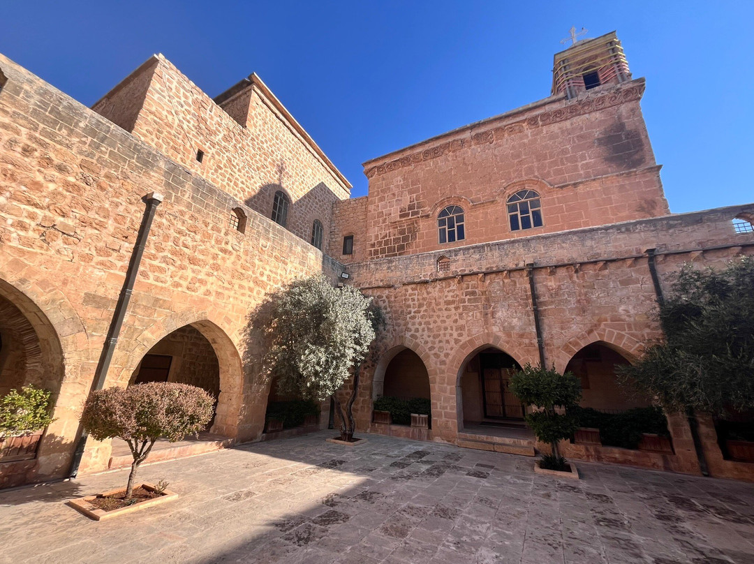 Deyrulzafaran Monastery-Alimli必去景点