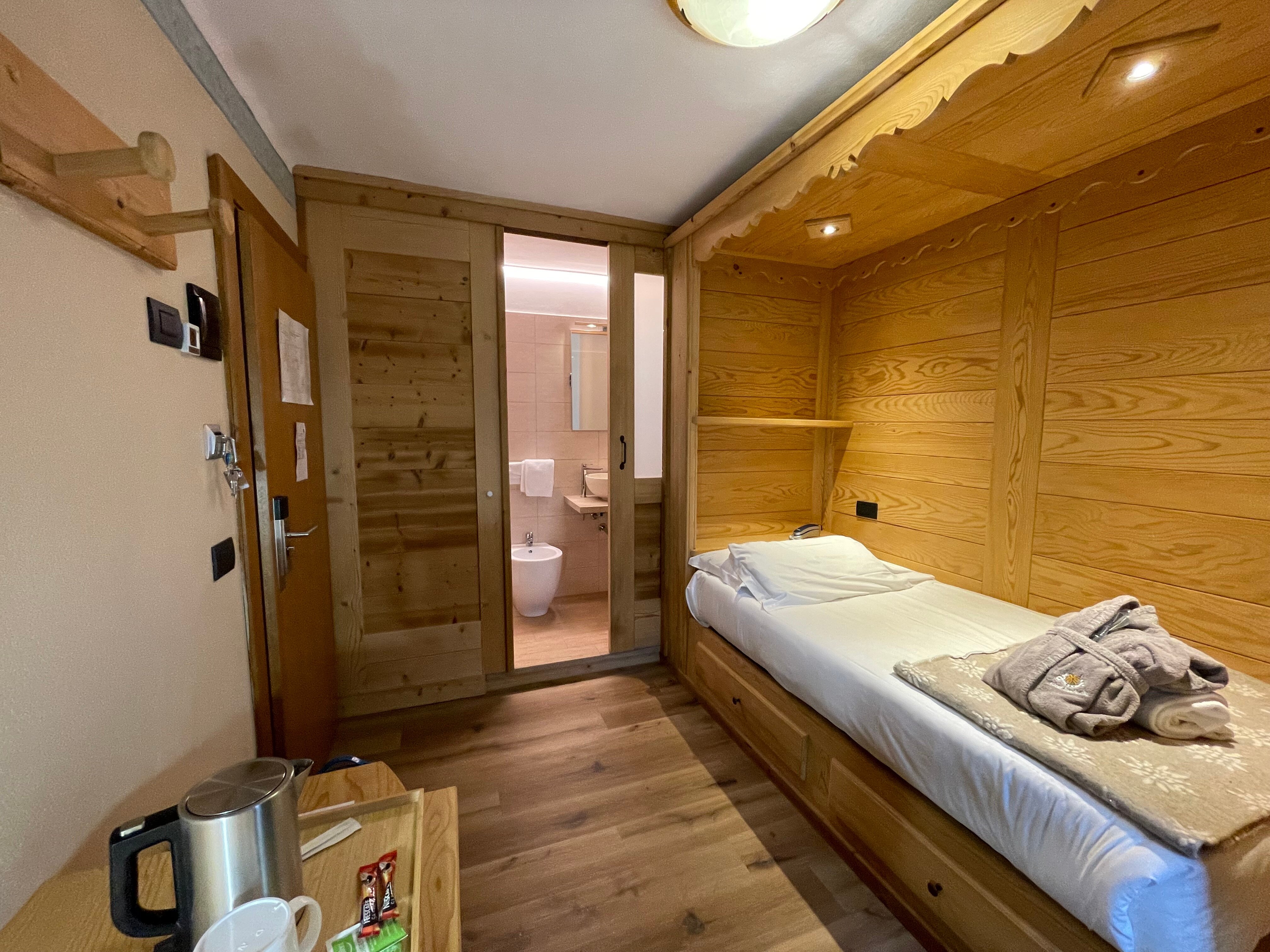 Hotel Edelweiss-客卧