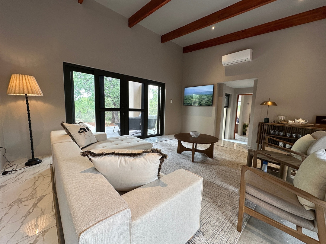 Oase By 7 Star Lodges主图