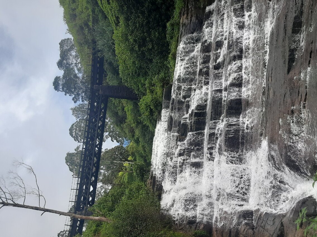 Nanuoya water fall-奴娃拉伊利雅必去景点