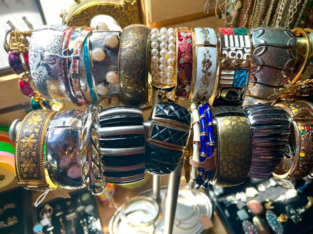 Worn Again-Saint Williams必去景点