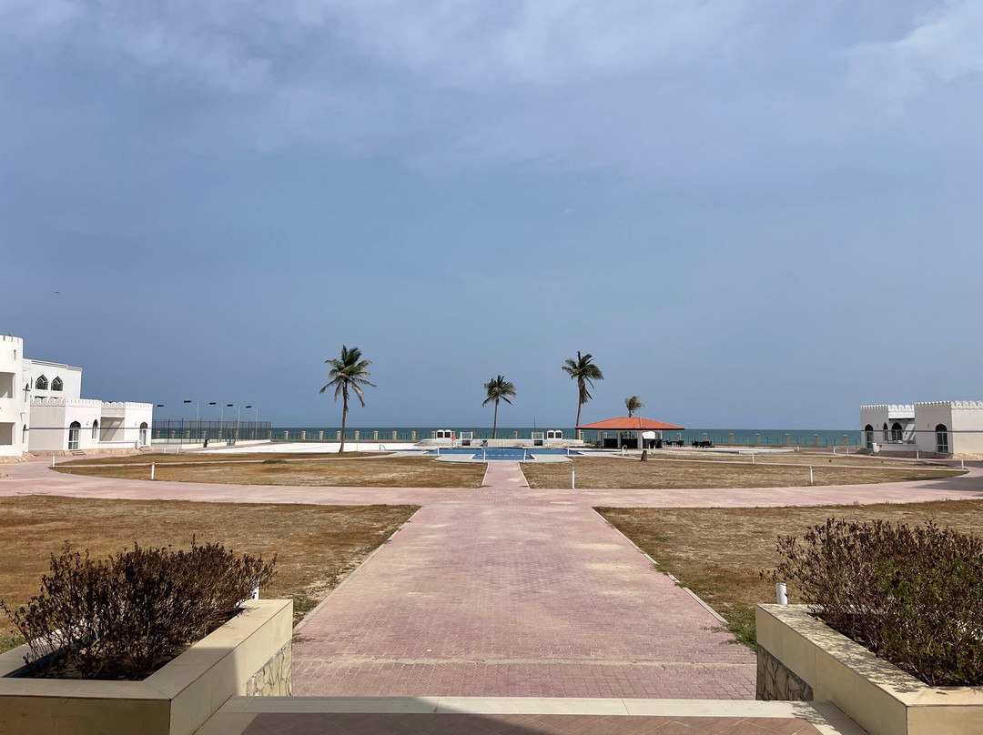 苏哈尔海滩酒店主图