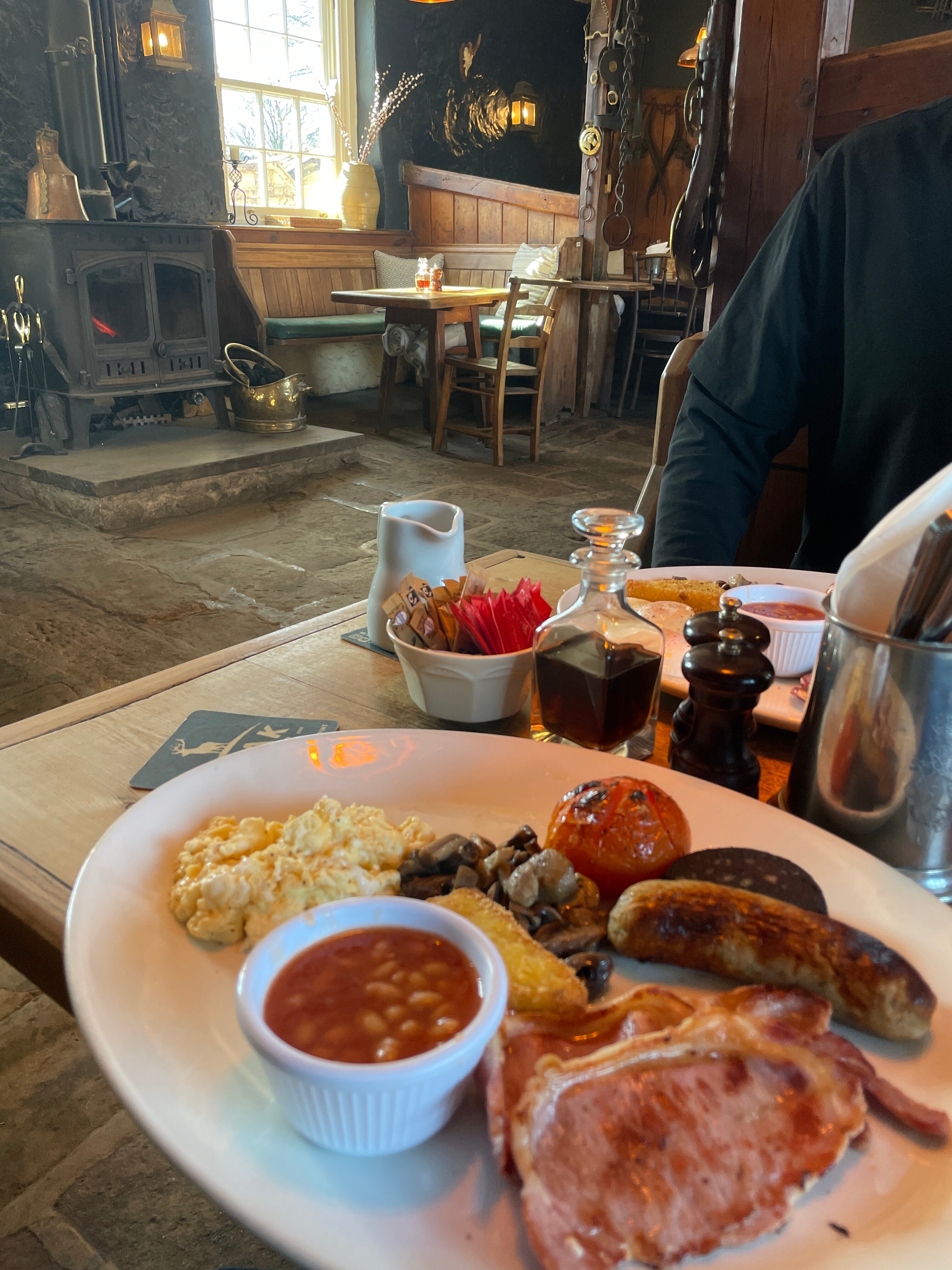 Monsal Head Hotel-官方