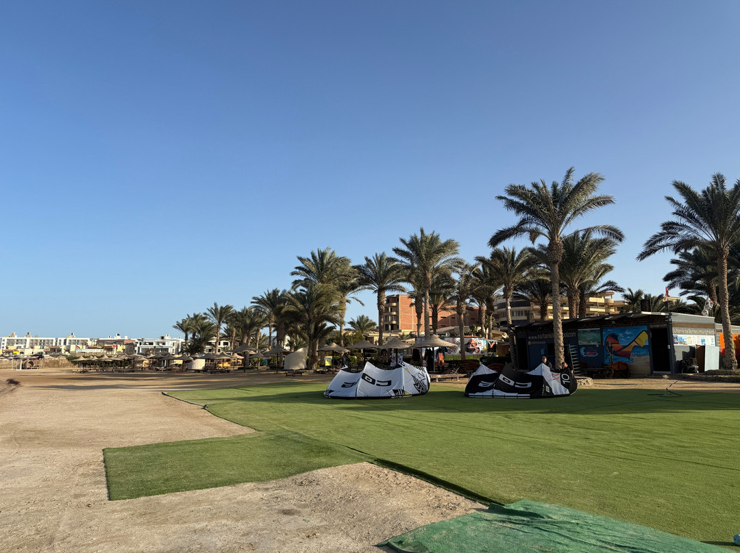 Kite School Egypt-赫尔格达必去景点