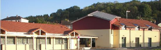 Fasthotel Dun Sur Meuse主图