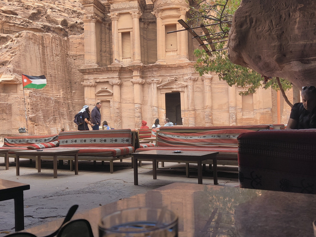 Hajjat Tours & Travel-安曼必去景点