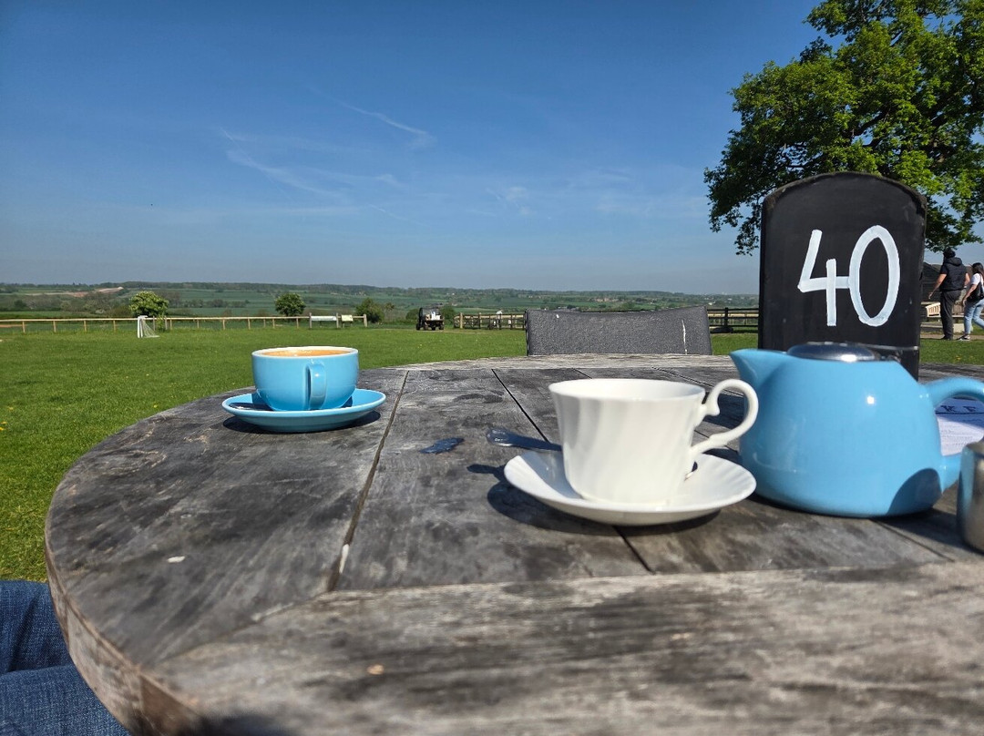 Hilltop Farm Shop and Cafe-皇家利明顿温泉必去景点