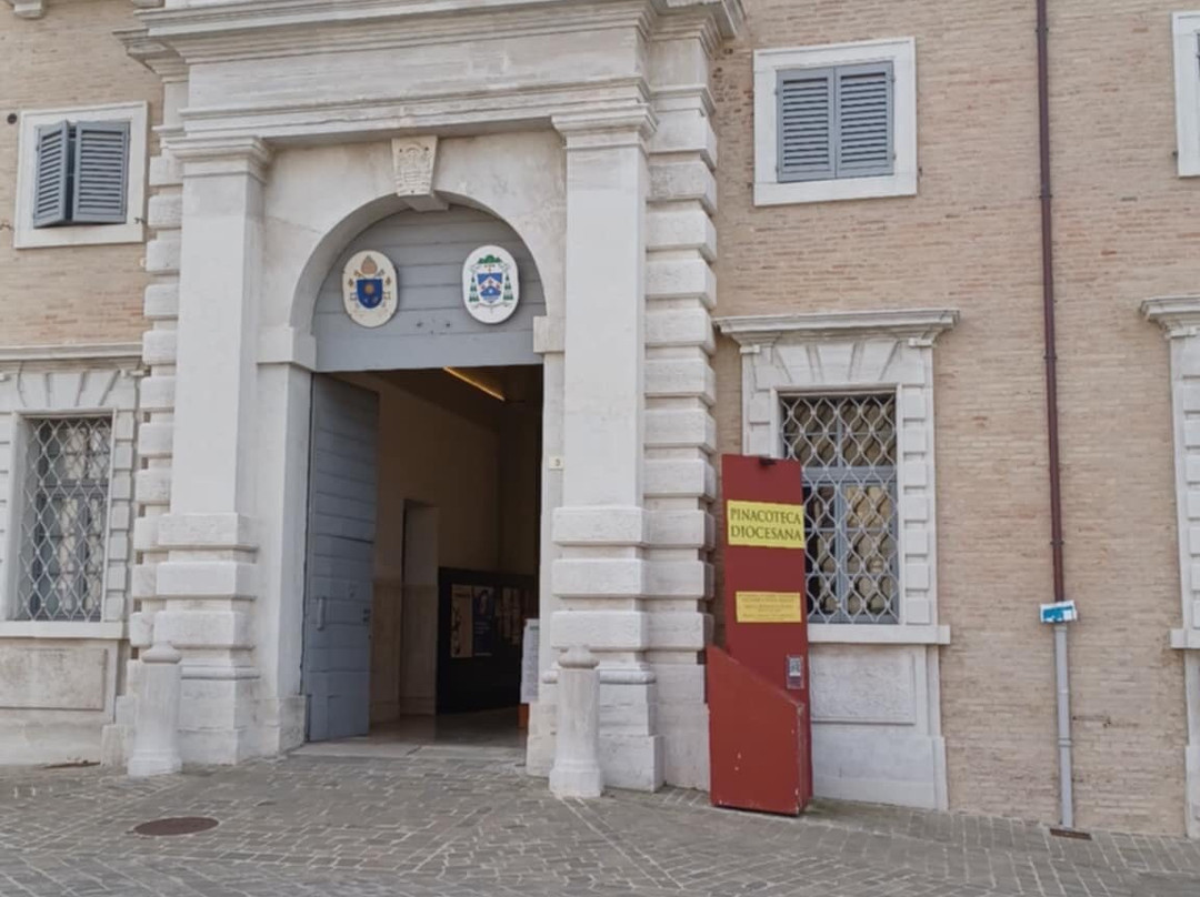 Pinacoteca Diocesana-塞尼加利亚必去景点