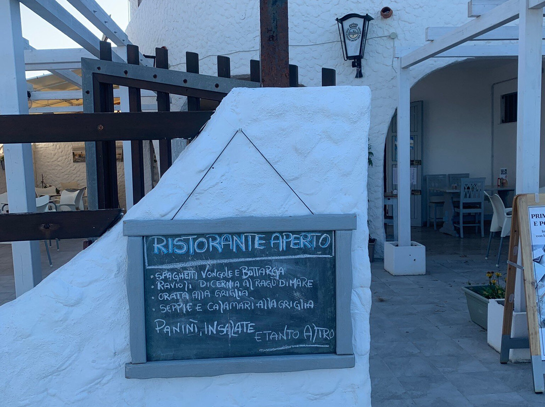 Maladroxia Beach-Isola di Sant Antioco必去景点