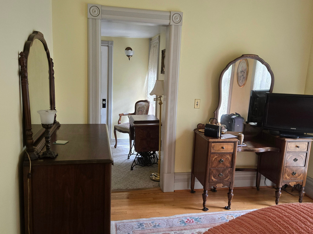 Chelsea House Victorian Inn主图