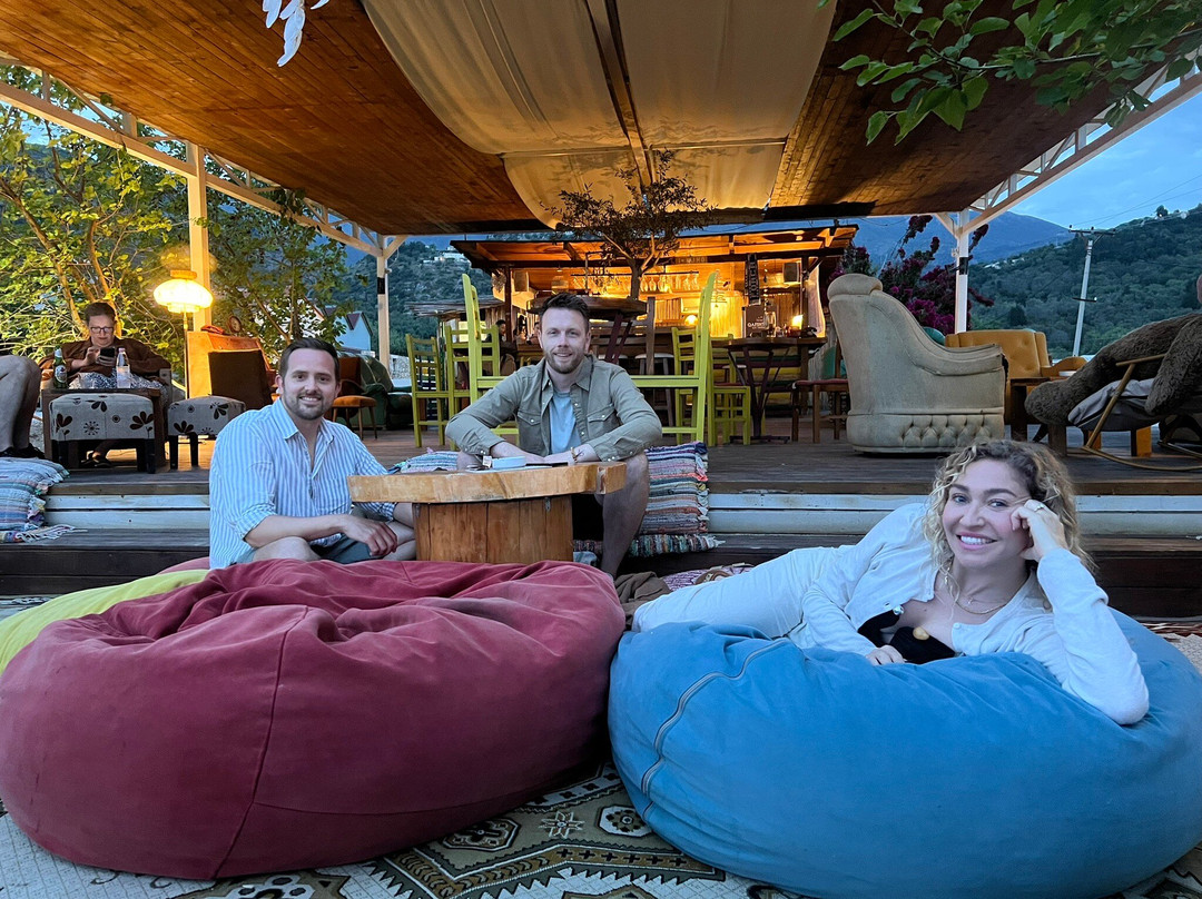 BoHo Livadh-Himare必去景点