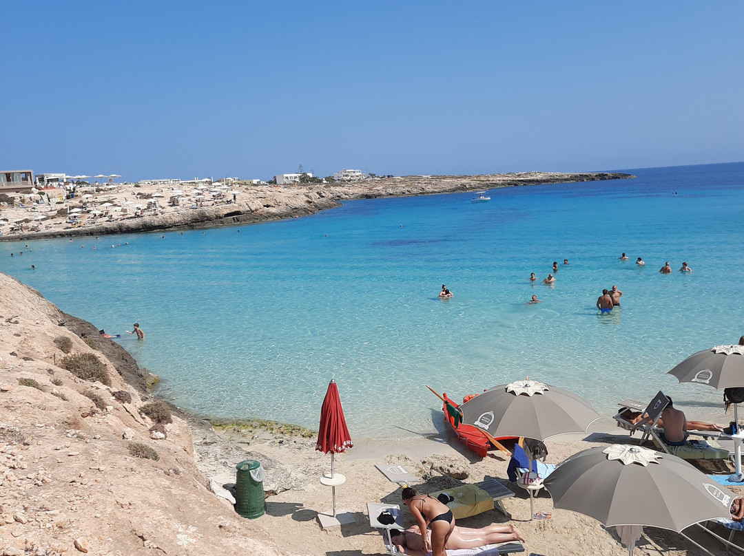 Spiaggia di Portu Ntoni-兰佩杜萨必去景点