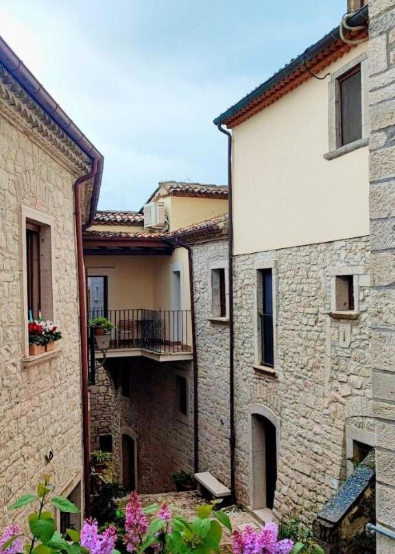 La Roccia Di Vicidomini