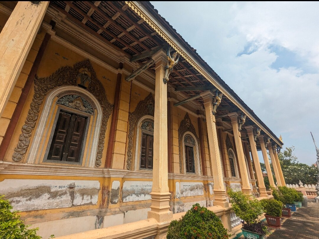 Skual Tours-马德望必去景点