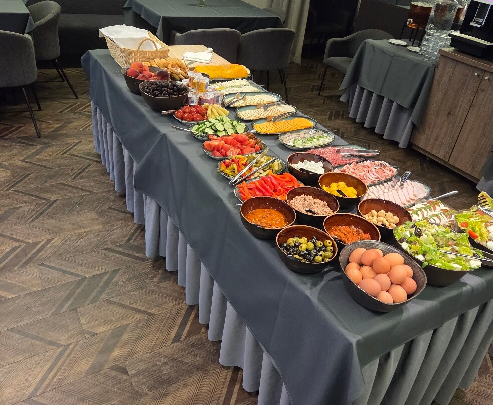 托尼度假酒店主图