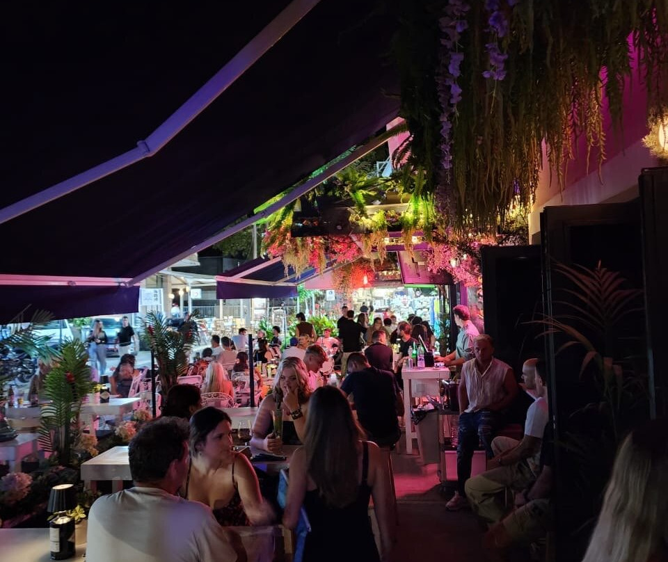 The Street Bar-Nidri必去景点