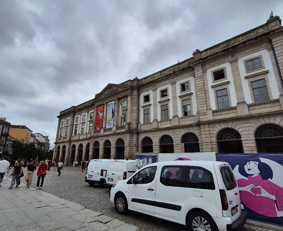 Praça Gomes Teixeira-波尔图必去景点