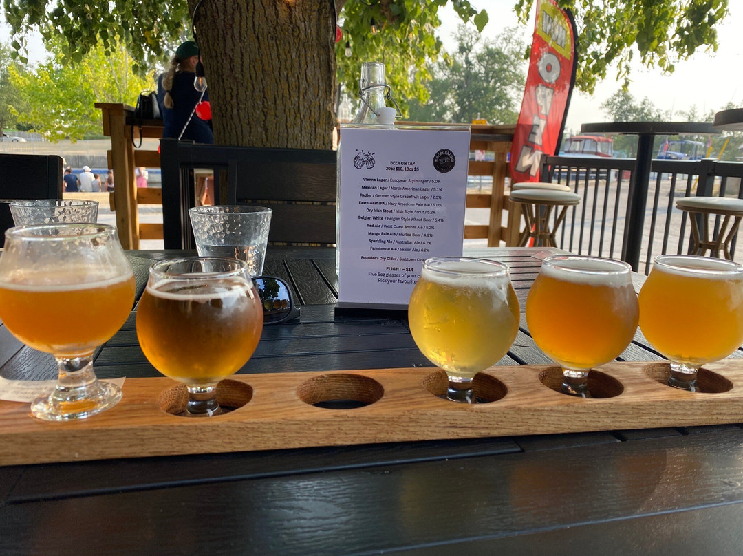 Fenelon Falls Brewing Co & Waterbridge Cafe