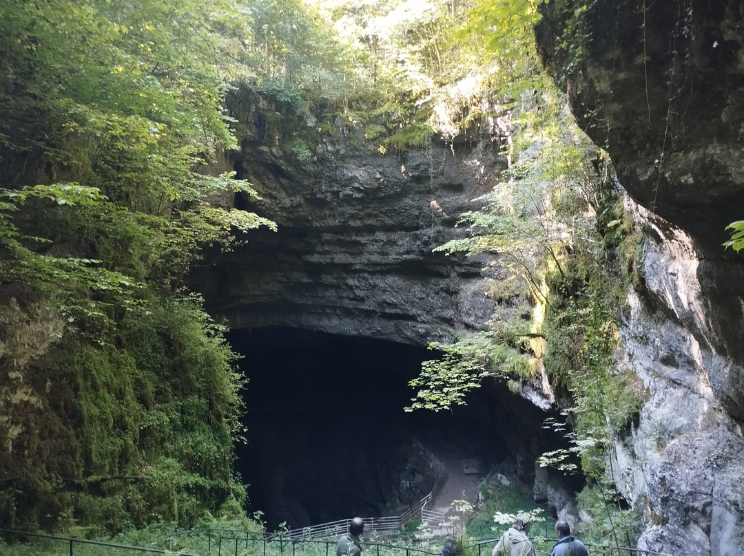 Grotte de la Glacière-Chaux-les-Passavant必去景点
