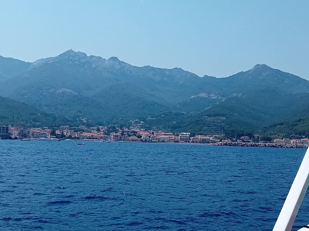 Motonave Principe-Marina di Campo必去景点