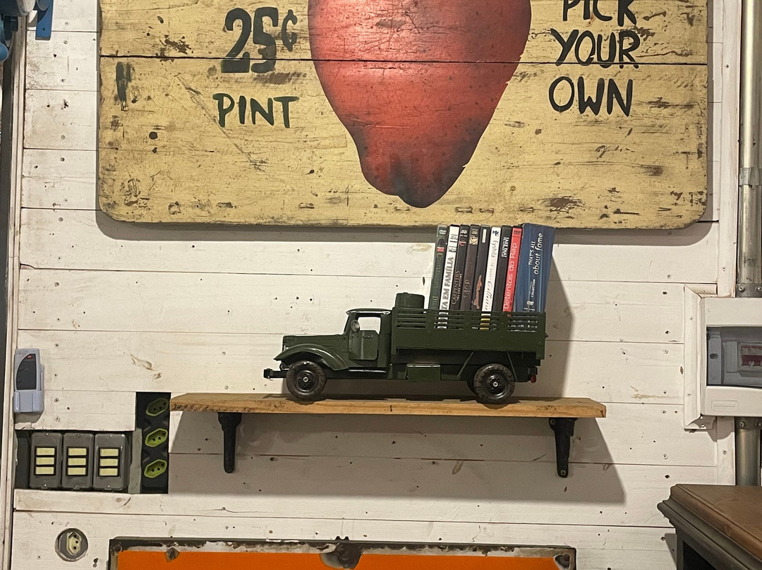 Garage Sale-Pedreira必去景点