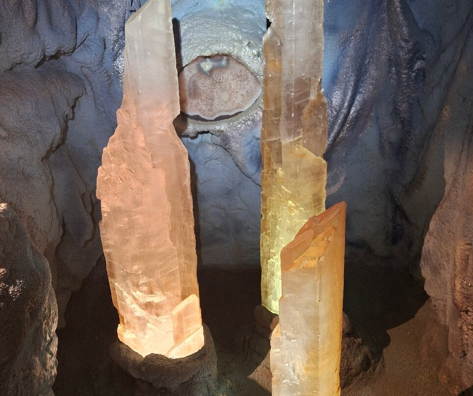 The Crystal Caves- 阿瑟顿必去景点