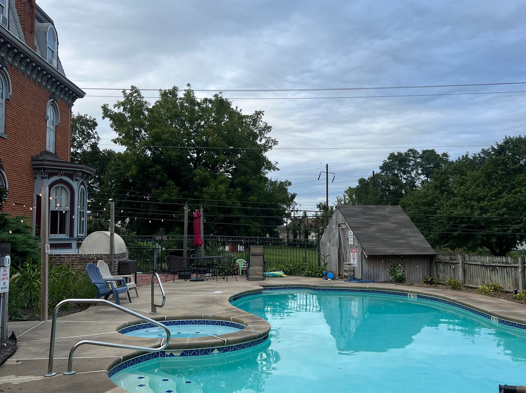 Greystone Manor Bed & Breakfast主图