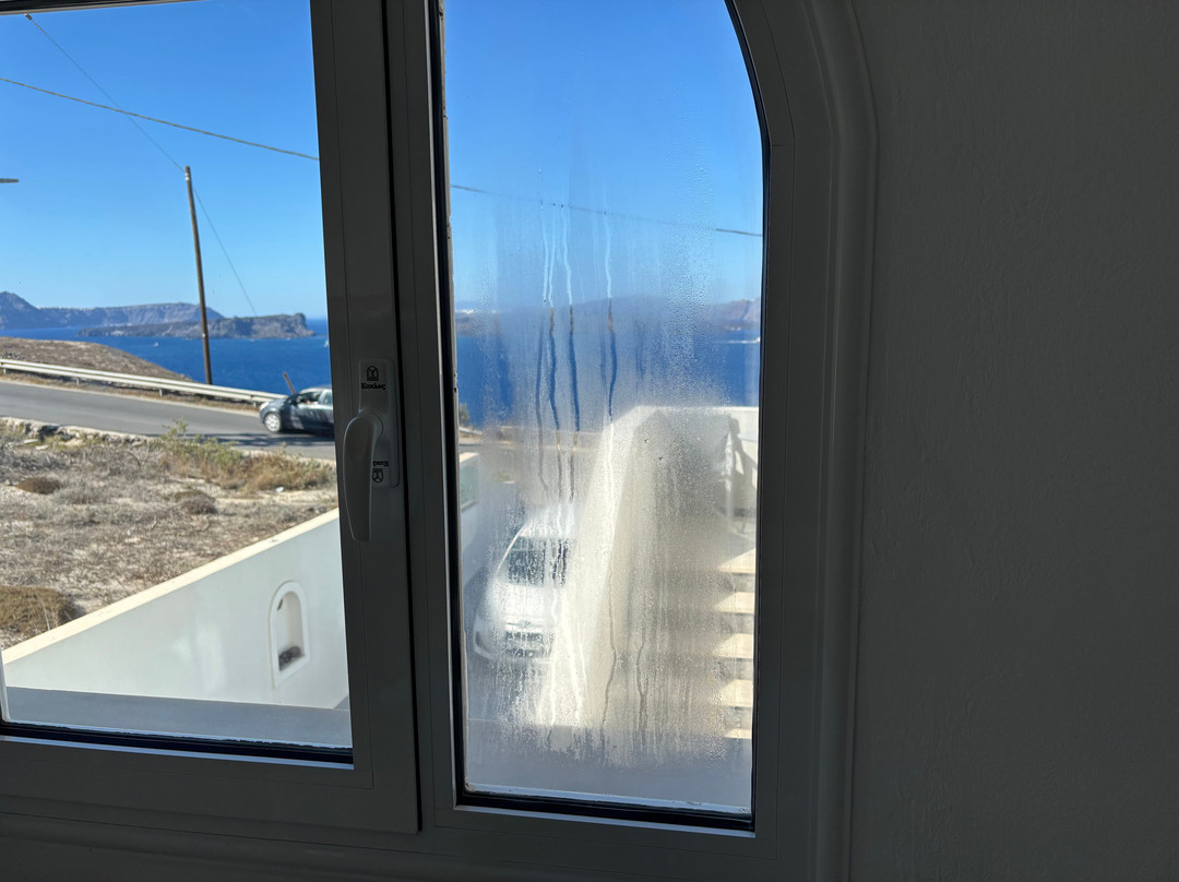 Acrothea Suites and Villas主图