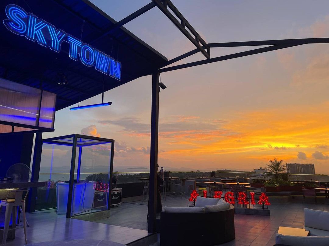 Grand La Vogue Hotel & Casino