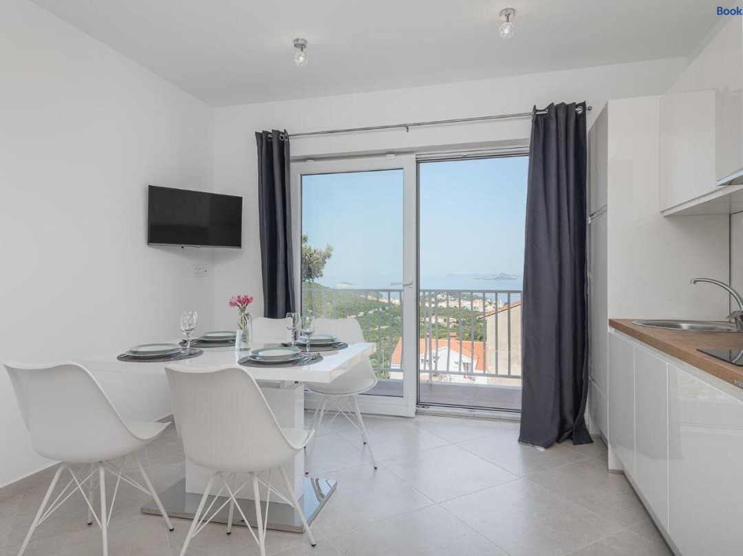 Apartments Lidija