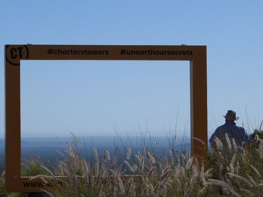 Towers Hill Lookout-查特斯堡必去景点