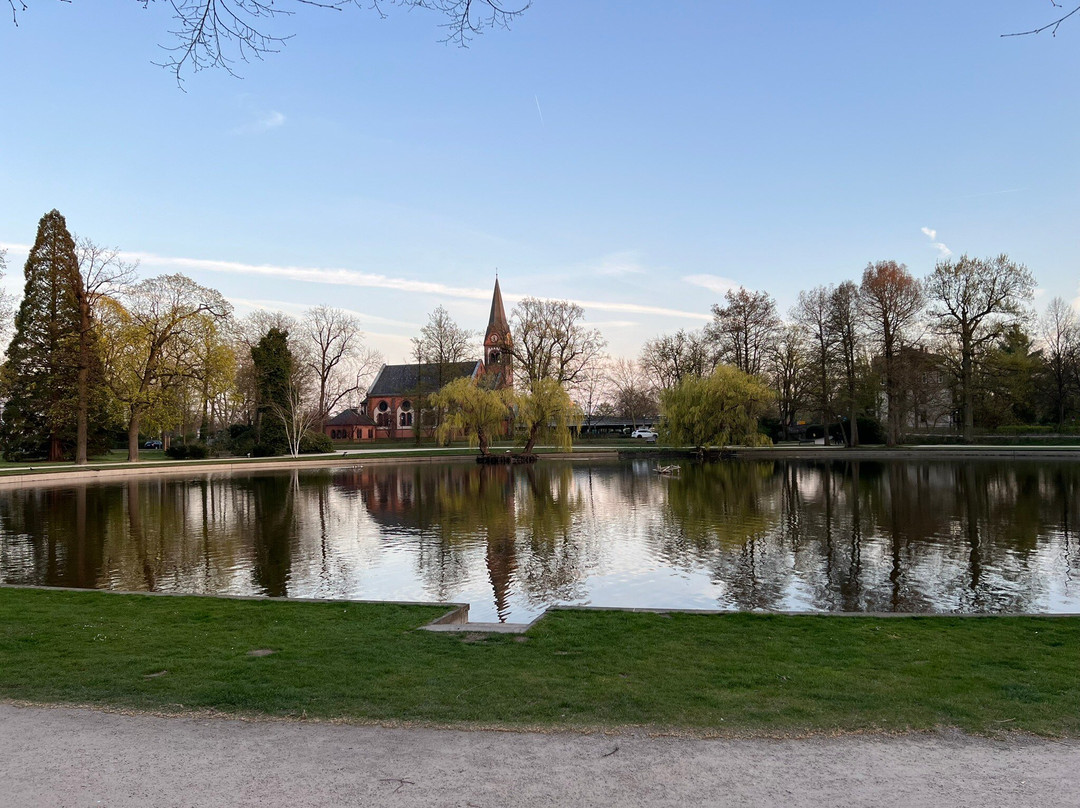 Französischer Garten-策勒县必去景点