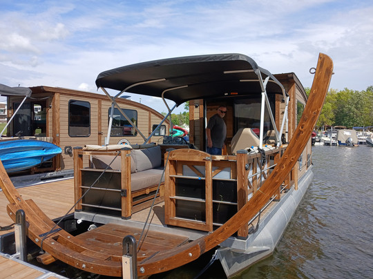 Voyageur Houseboats-Pinawa必去景点