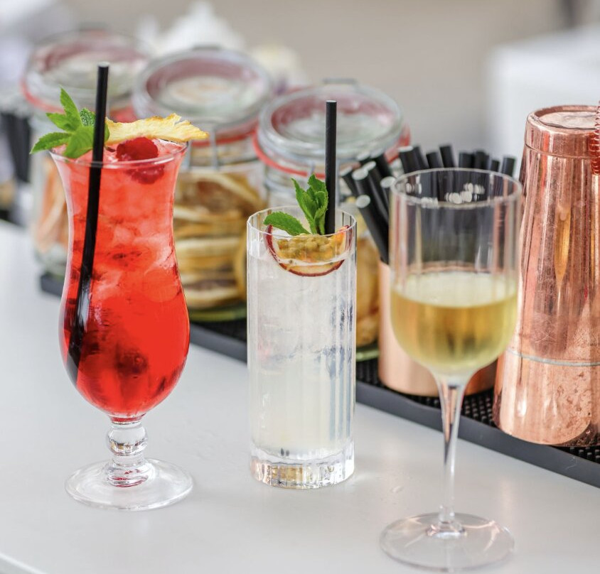 Purple Fish Lounge Bar-蒙特勒必去景点