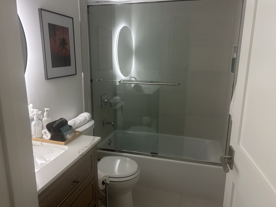 松树&棕榈树度假极度主图